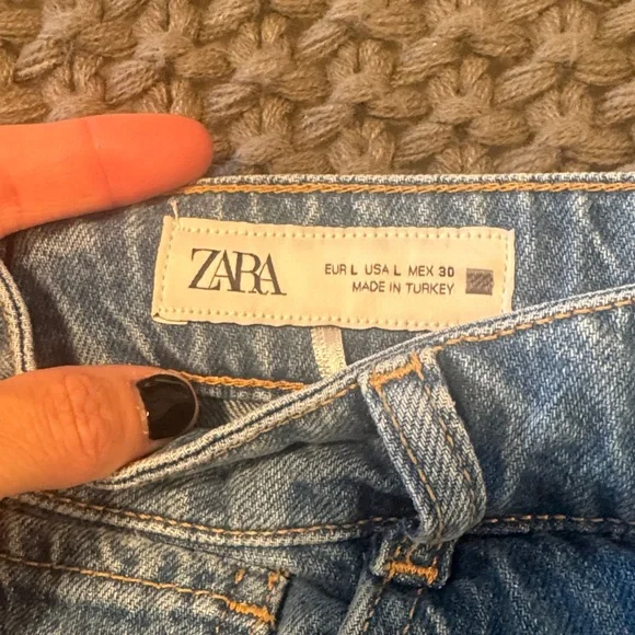 Zara Denim Button-Up Skort - Picture 2 of 5